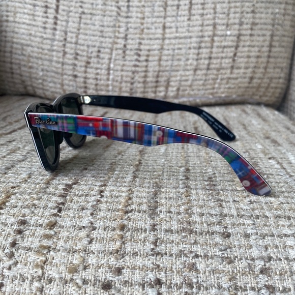 RARE Ray-Ban Colorful Striped Wayfarer Sunglasses - Picture 3 of 7